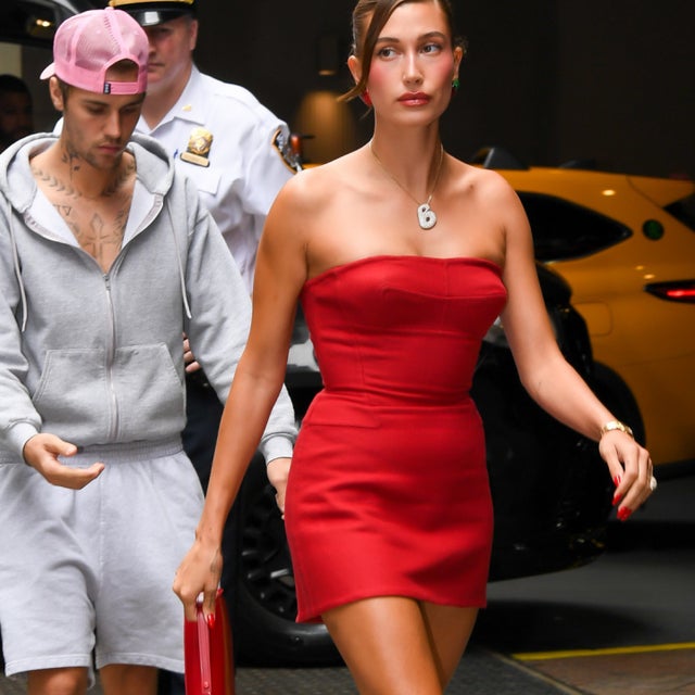 Hailey Bieber Exclusive Interviews Pictures And More Entertainment Tonight
